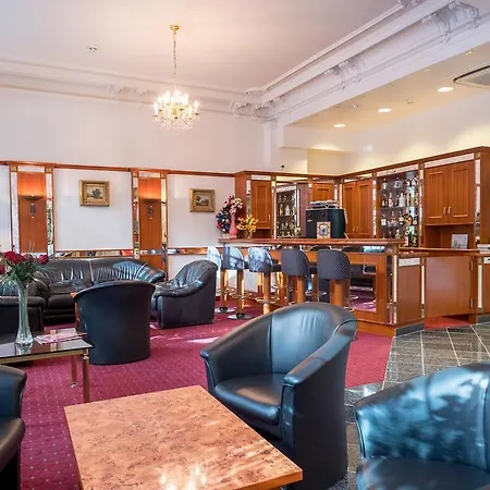Hotel Bayernland 3*